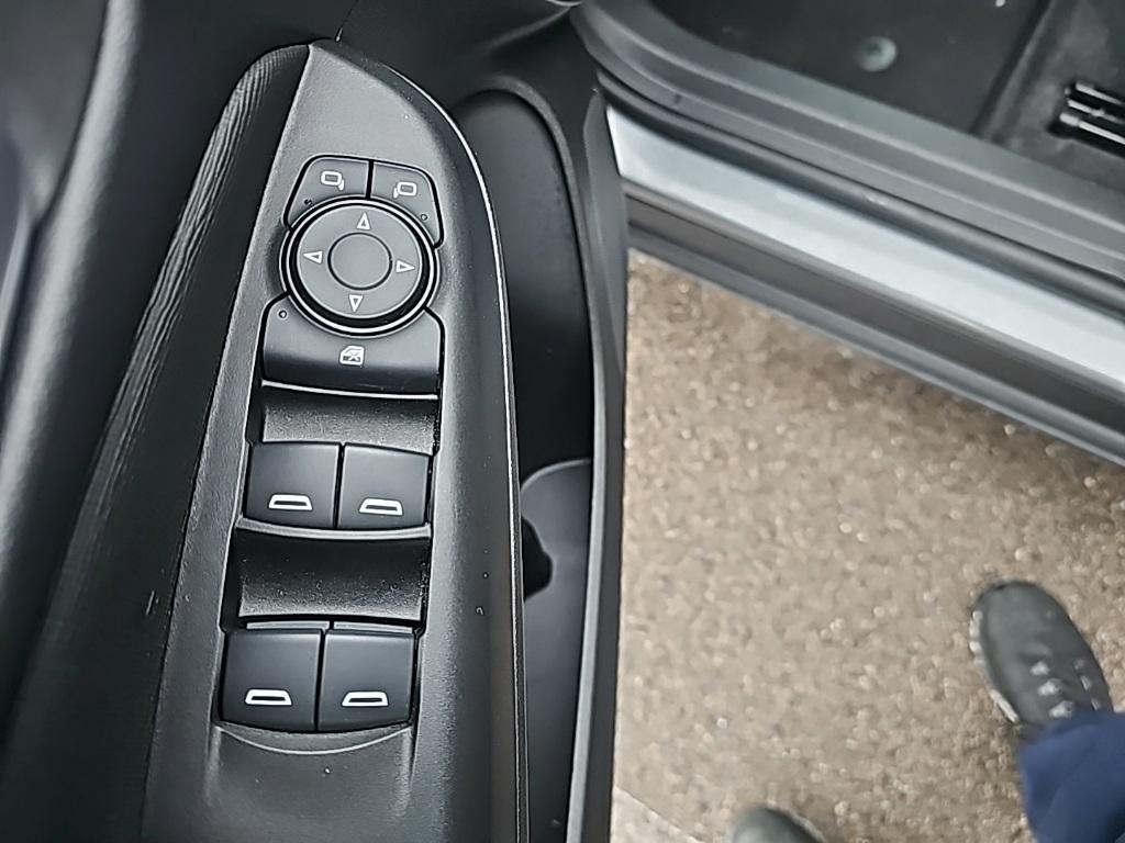 used 2025 Buick Envista car, priced at $23,868