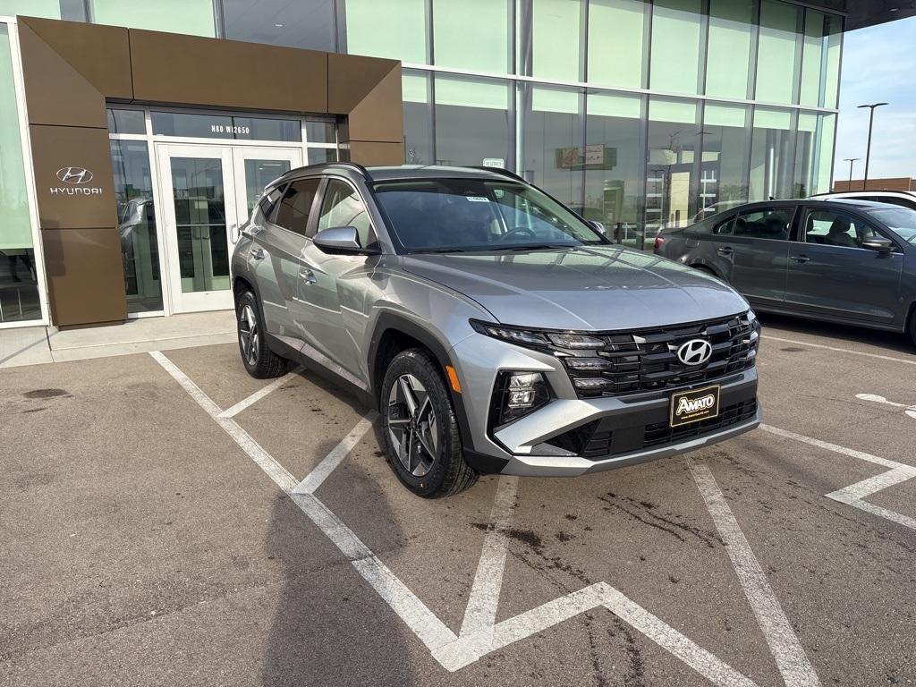 new 2025 Hyundai Tucson car, priced at $33,570