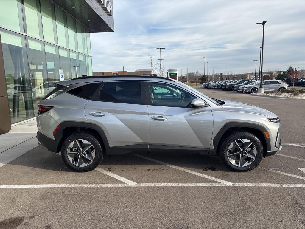 new 2025 Hyundai Tucson car, priced at $33,570