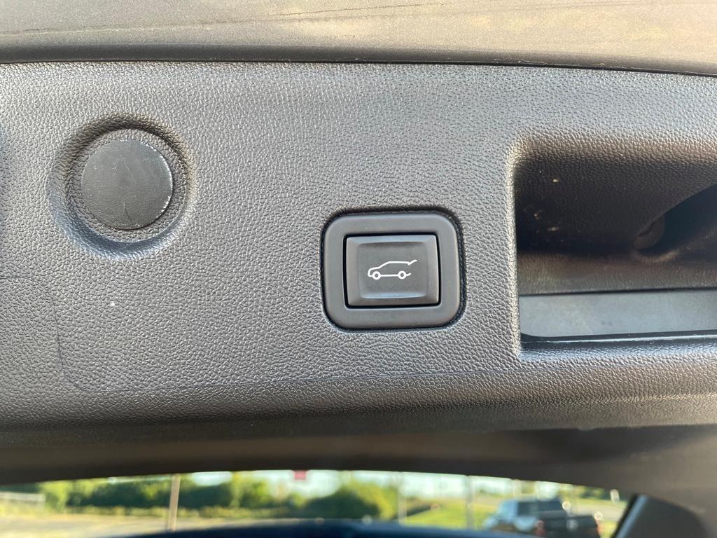 used 2023 Chevrolet Equinox car
