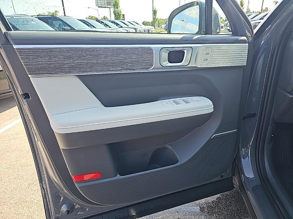new 2026 Hyundai SANTA FE HEV car, priced at $45,550