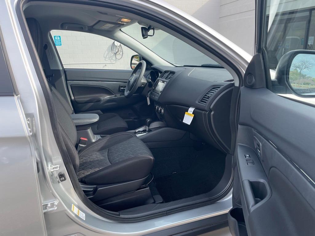 new 2025 Mitsubishi Outlander Sport car, priced at $26,805