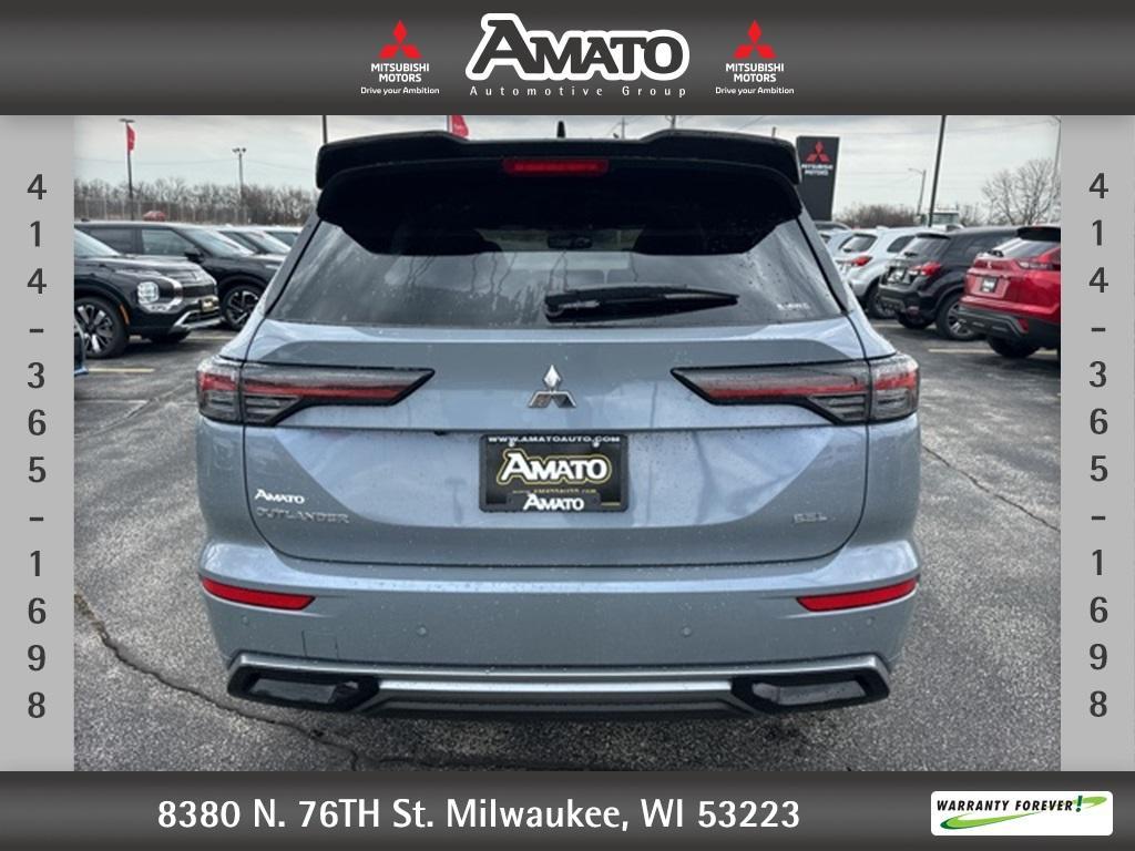 new 2025 Mitsubishi Outlander car, priced at $44,430