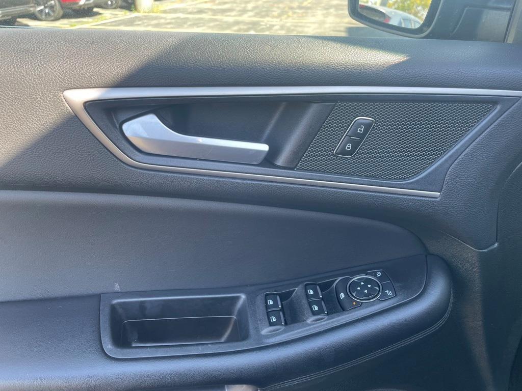 used 2023 Ford Edge car, priced at $21,888