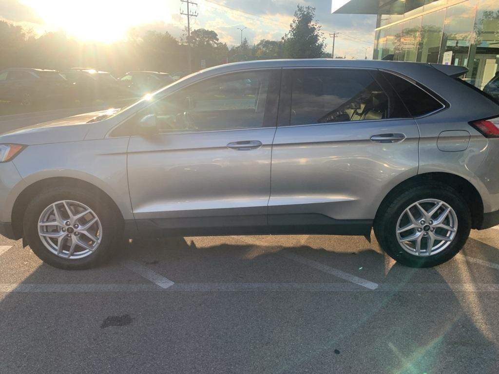 used 2024 Ford Edge car, priced at $22,899