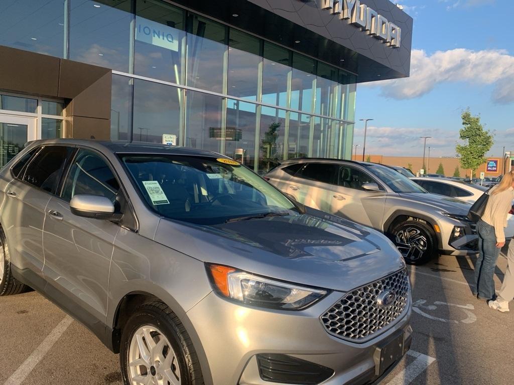 used 2024 Ford Edge car, priced at $22,899