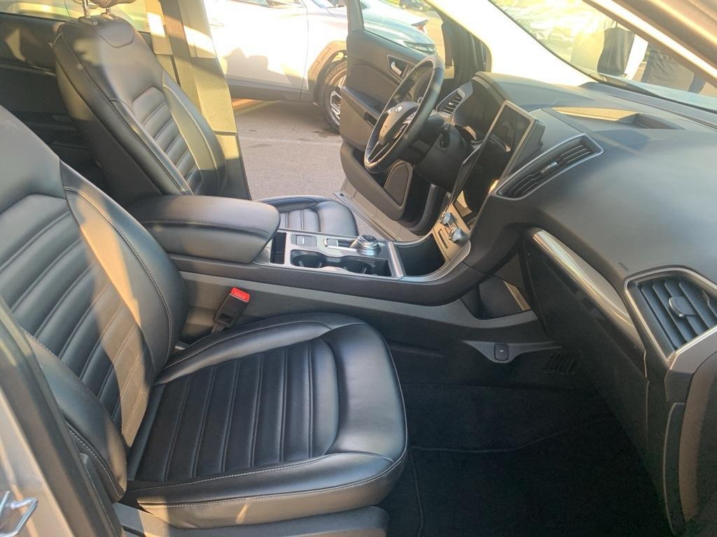 used 2024 Ford Edge car, priced at $22,899