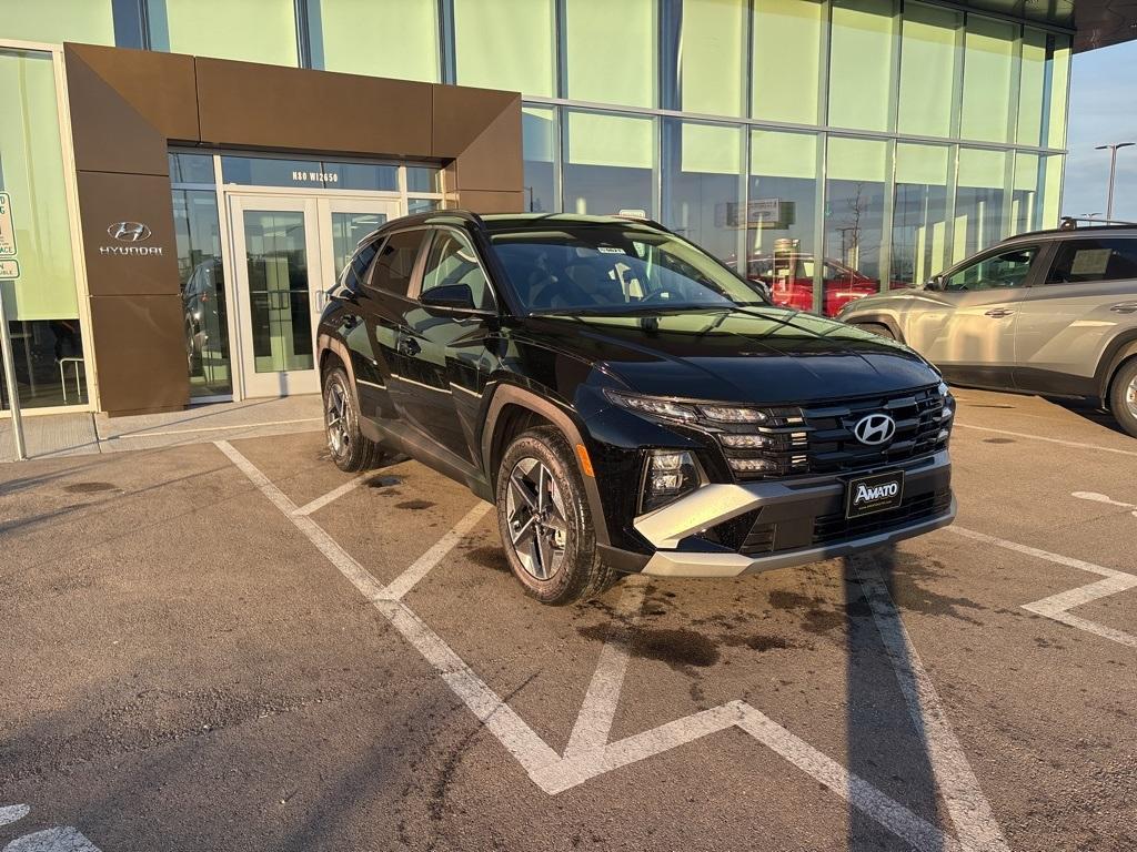 new 2025 Hyundai Tucson car, priced at $33,570