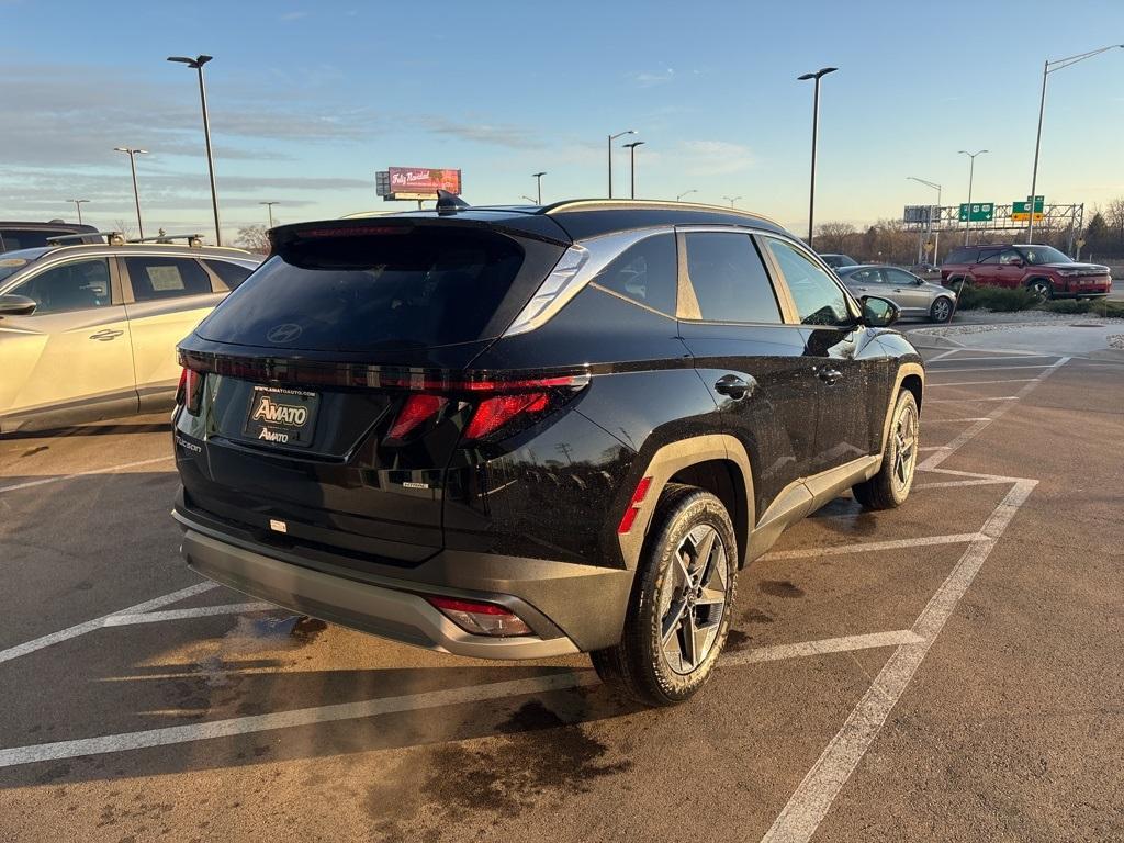 new 2025 Hyundai Tucson car, priced at $33,570