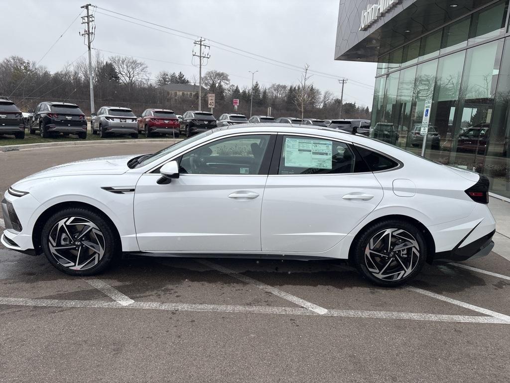 new 2025 Hyundai Sonata car, priced at $32,970