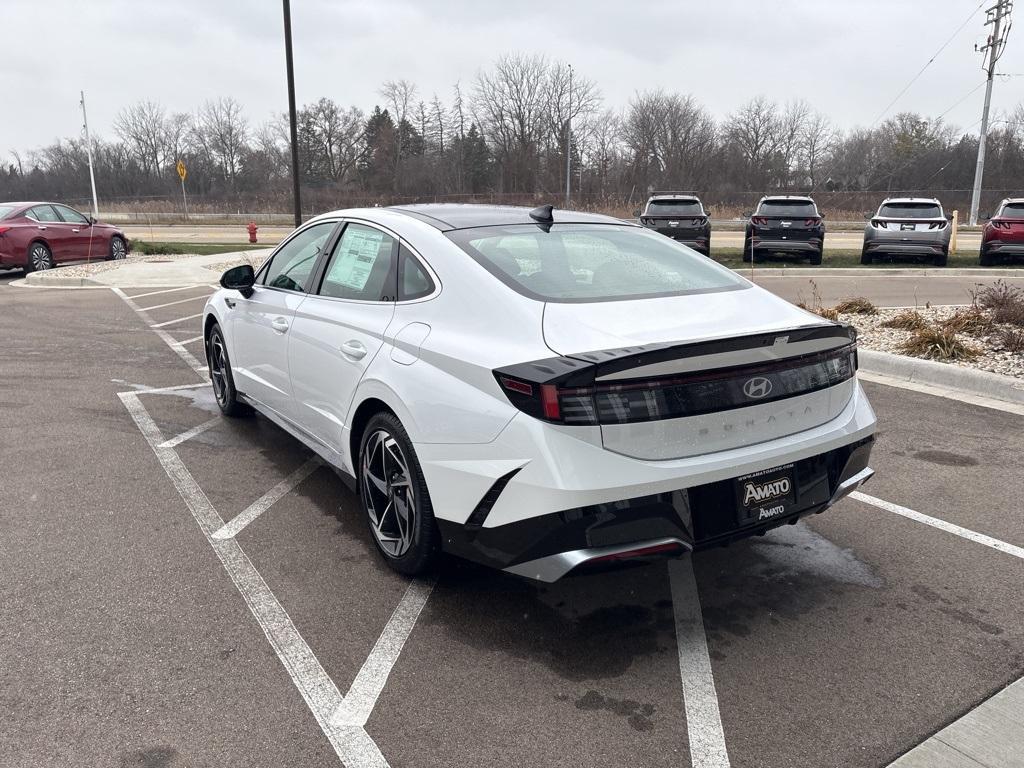 new 2025 Hyundai Sonata car, priced at $32,970