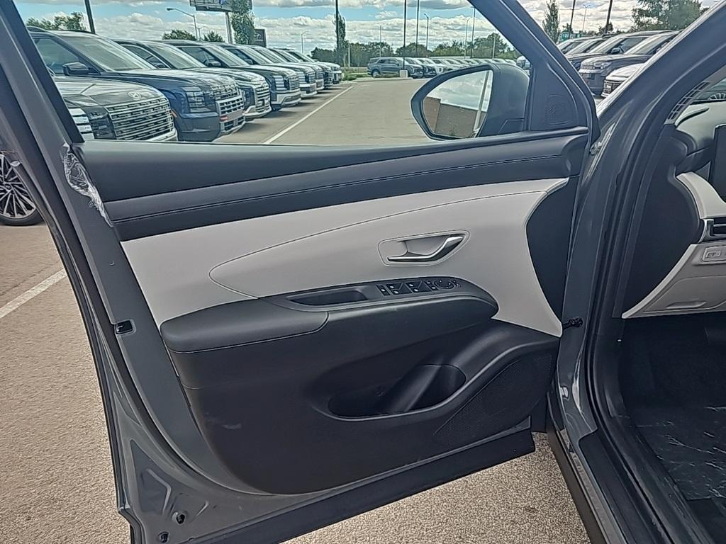 new 2026 Hyundai Tucson car, priced at $34,860