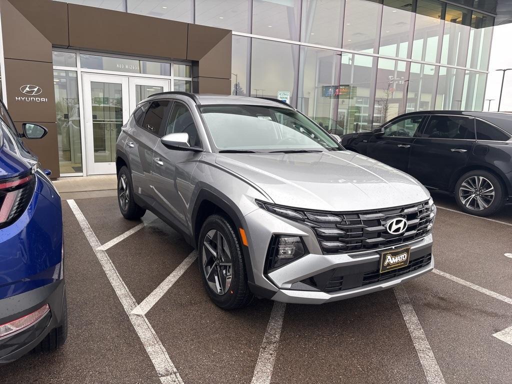 new 2025 Hyundai Tucson car, priced at $33,570