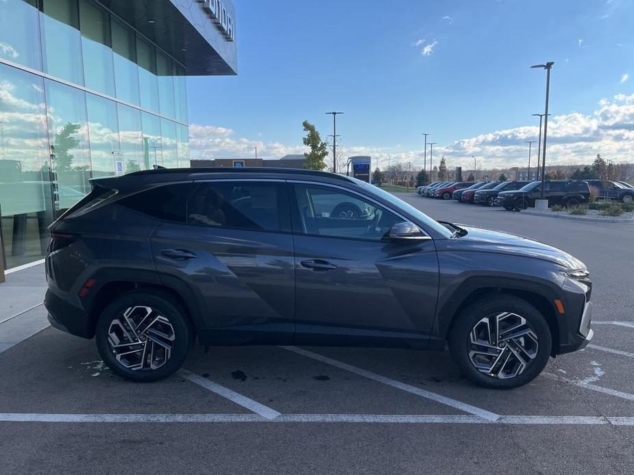 new 2025 Hyundai Tucson Hybrid car, priced at $42,136