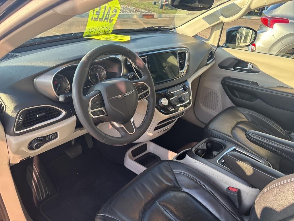 used 2022 Chrysler Pacifica car, priced at $22,899