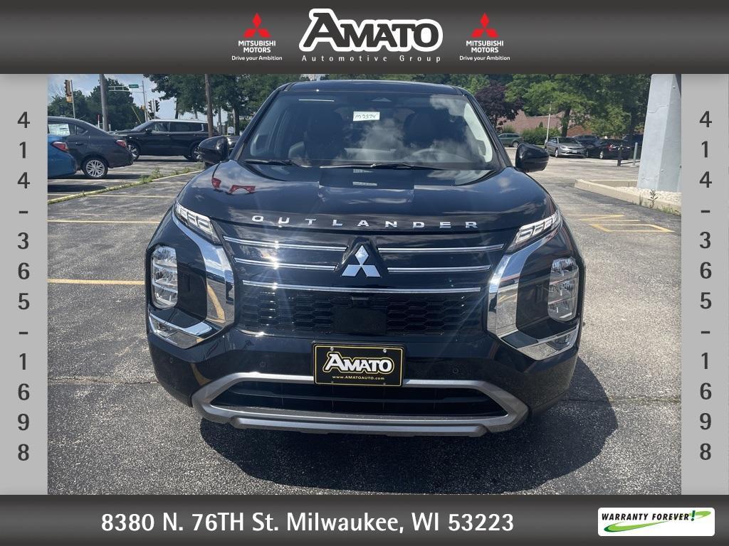 new 2025 Mitsubishi Outlander car, priced at $39,690