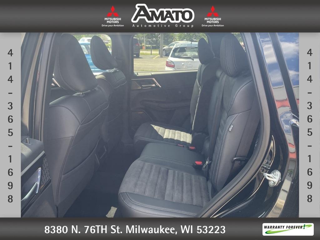 new 2025 Mitsubishi Outlander car, priced at $39,690