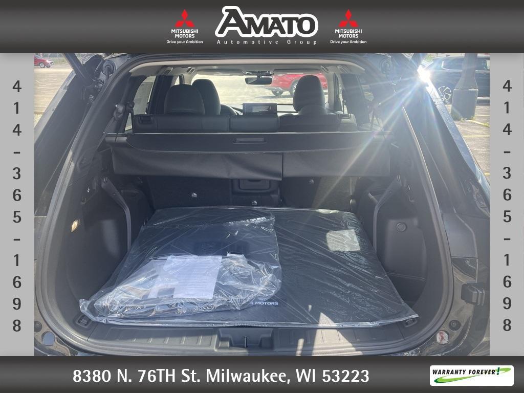 new 2025 Mitsubishi Outlander car, priced at $39,690