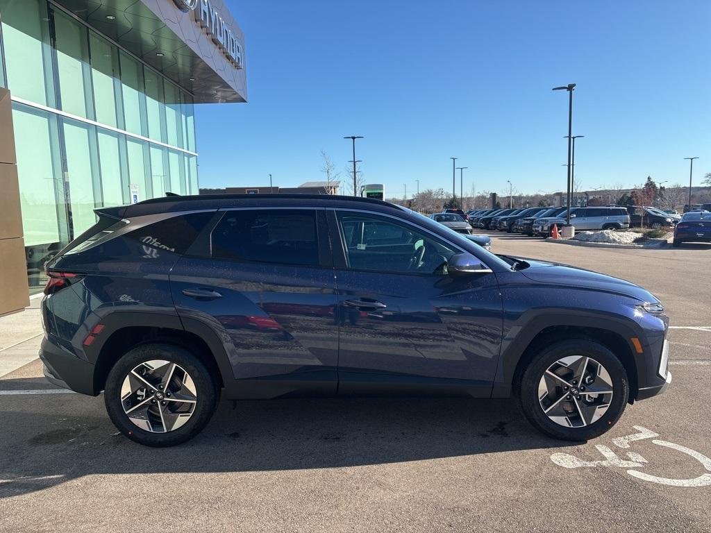 new 2025 Hyundai Tucson car, priced at $33,570