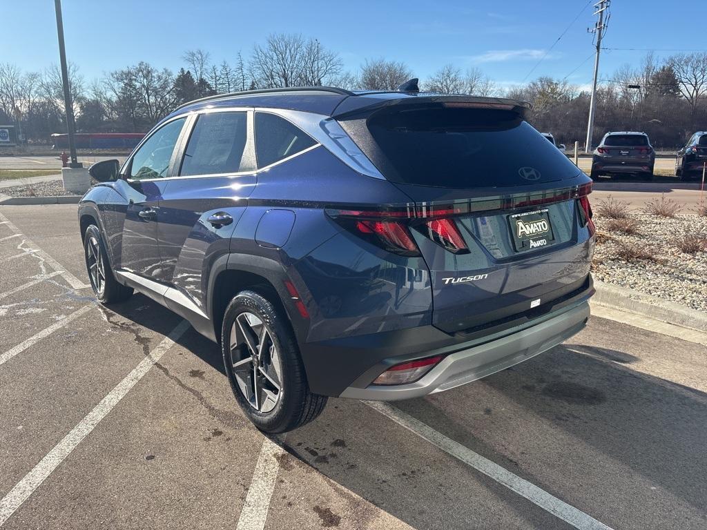 new 2025 Hyundai Tucson car, priced at $33,570