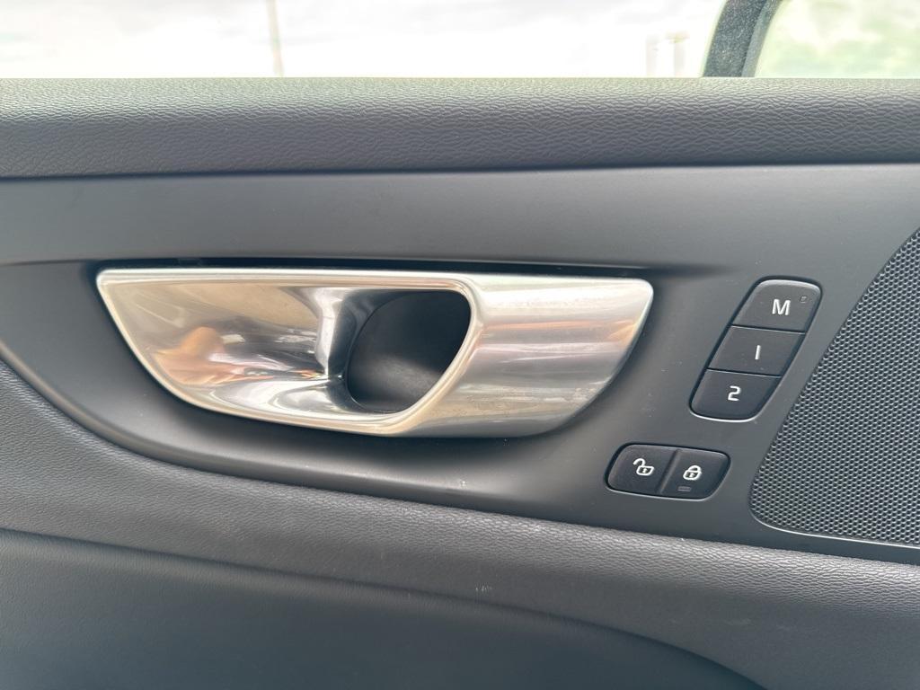 used 2024 Volvo S60 car, priced at $26,995
