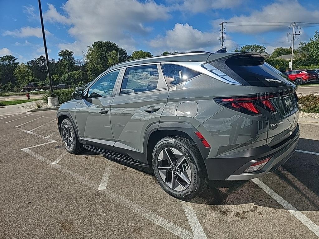 new 2026 Hyundai Tucson car, priced at $32,000