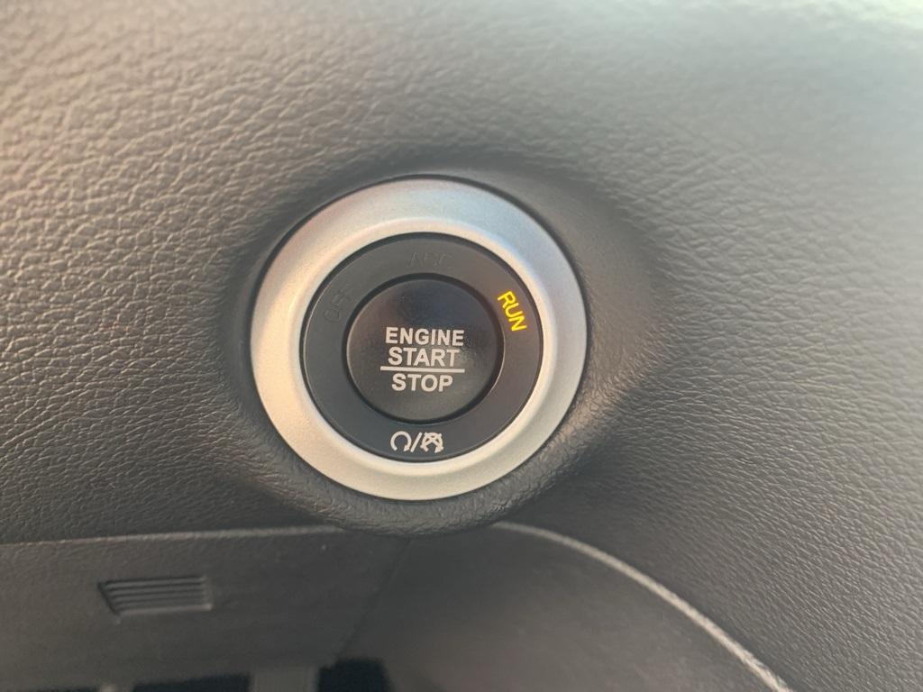 used 2020 Chrysler Pacifica car, priced at $17,995