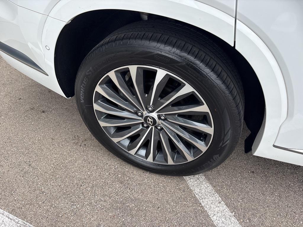 used 2024 Hyundai Palisade car, priced at $41,198