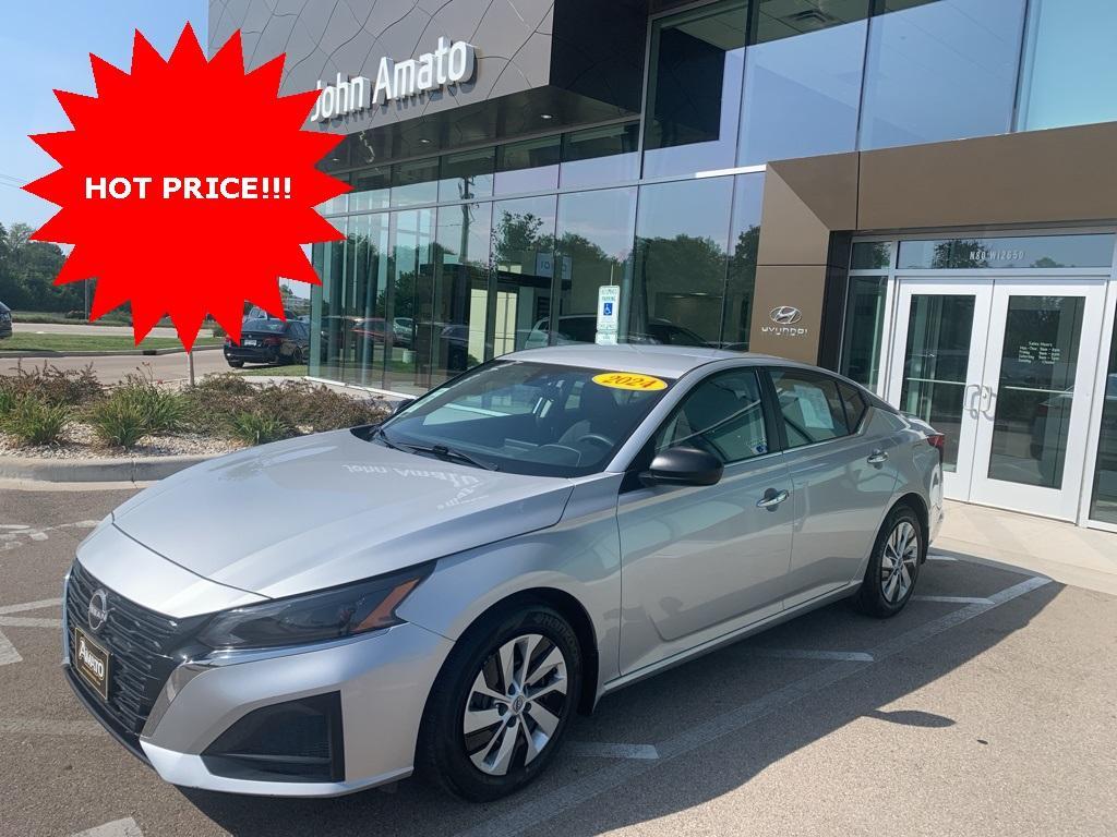 used 2024 Nissan Altima car, priced at $17,748