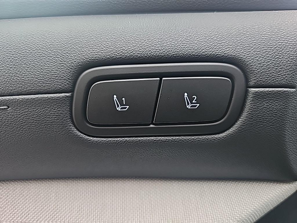 new 2025 Hyundai TUCSON Hybrid car, priced at $41,244