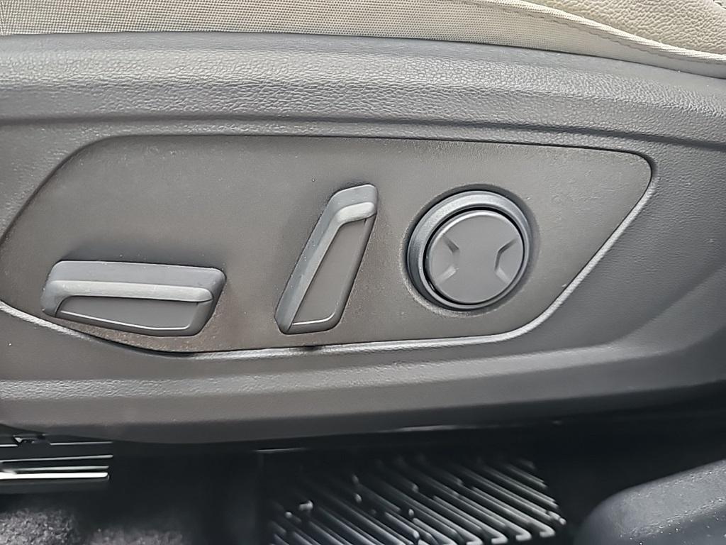 new 2025 Hyundai TUCSON Hybrid car, priced at $41,244