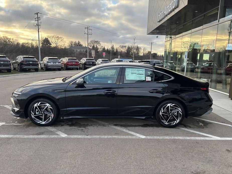 new 2025 Hyundai Sonata car, priced at $32,675