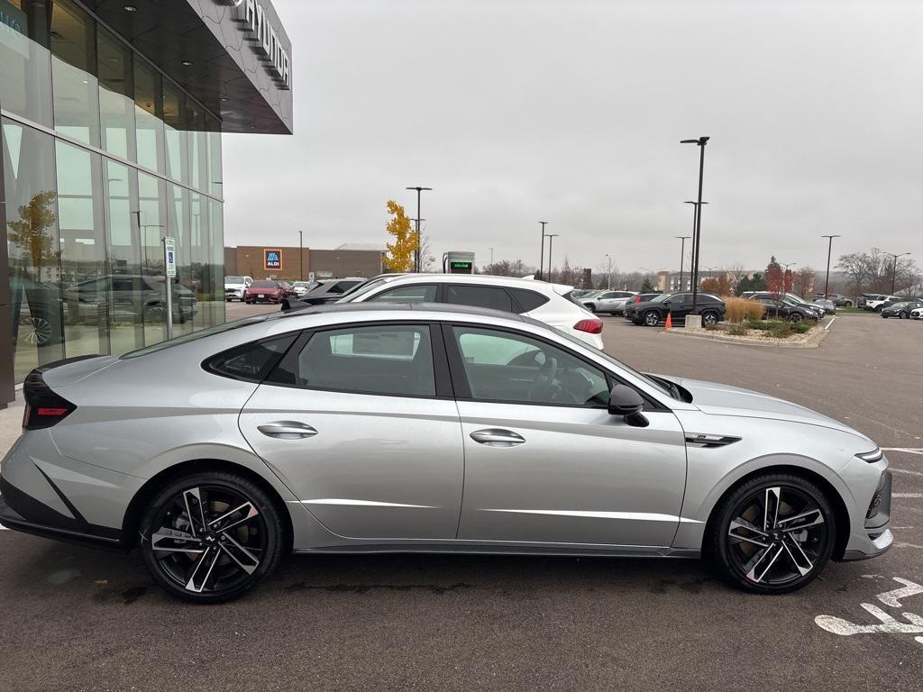 new 2025 Hyundai Sonata car, priced at $36,915