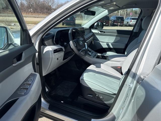 new 2025 Hyundai Palisade car, priced at $44,385