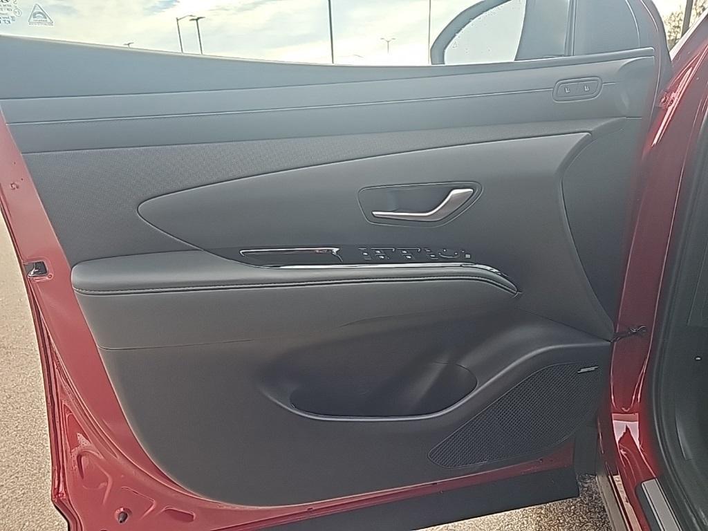 new 2026 Hyundai TUCSON Hybrid car, priced at $41,031