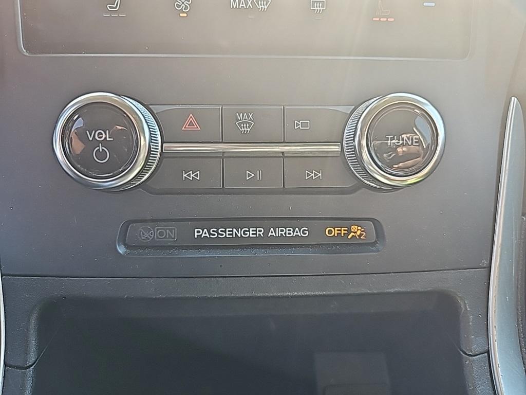 used 2023 Ford Edge car, priced at $21,887