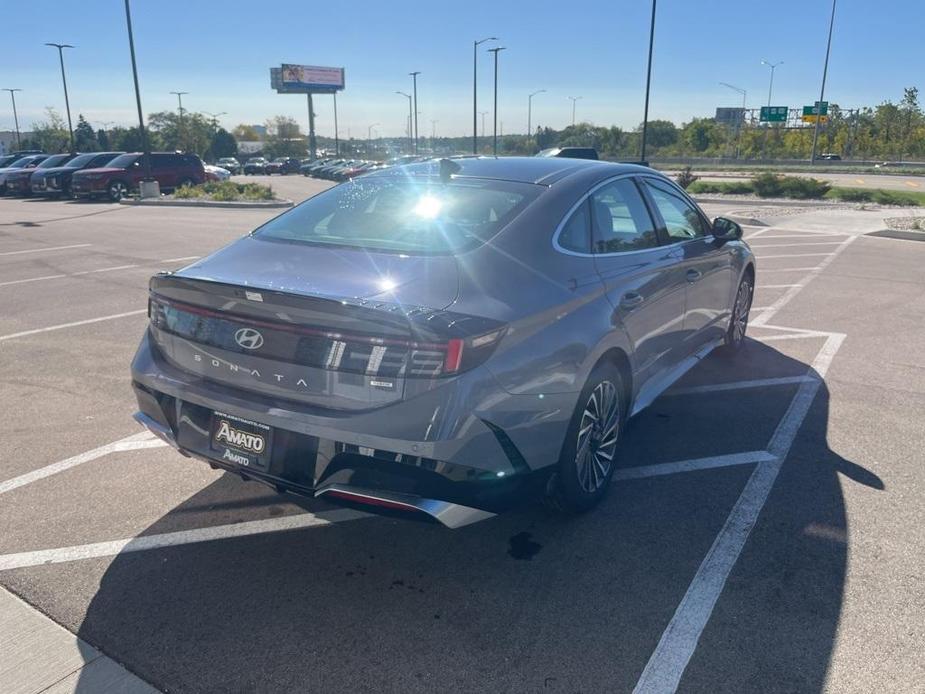 new 2025 Hyundai Sonata Hybrid car, priced at $38,140