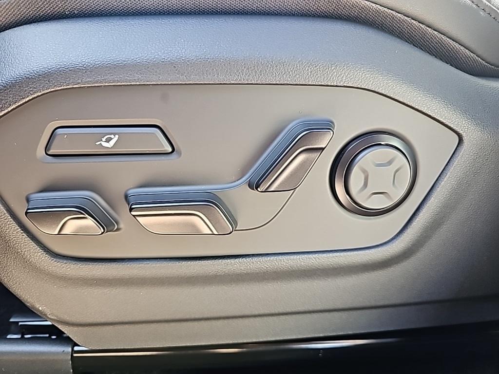 new 2026 Hyundai SANTA FE HEV car, priced at $47,565