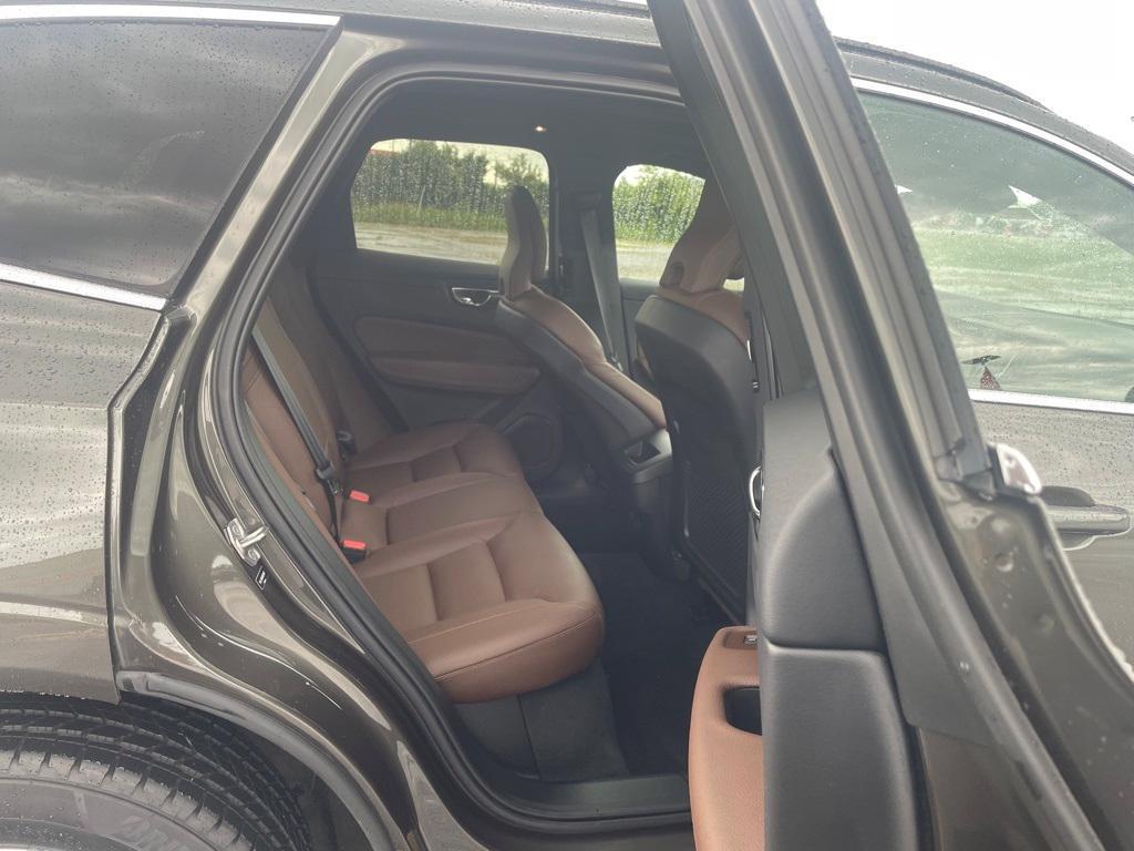 used 2022 Volvo XC60 car, priced at $30,288