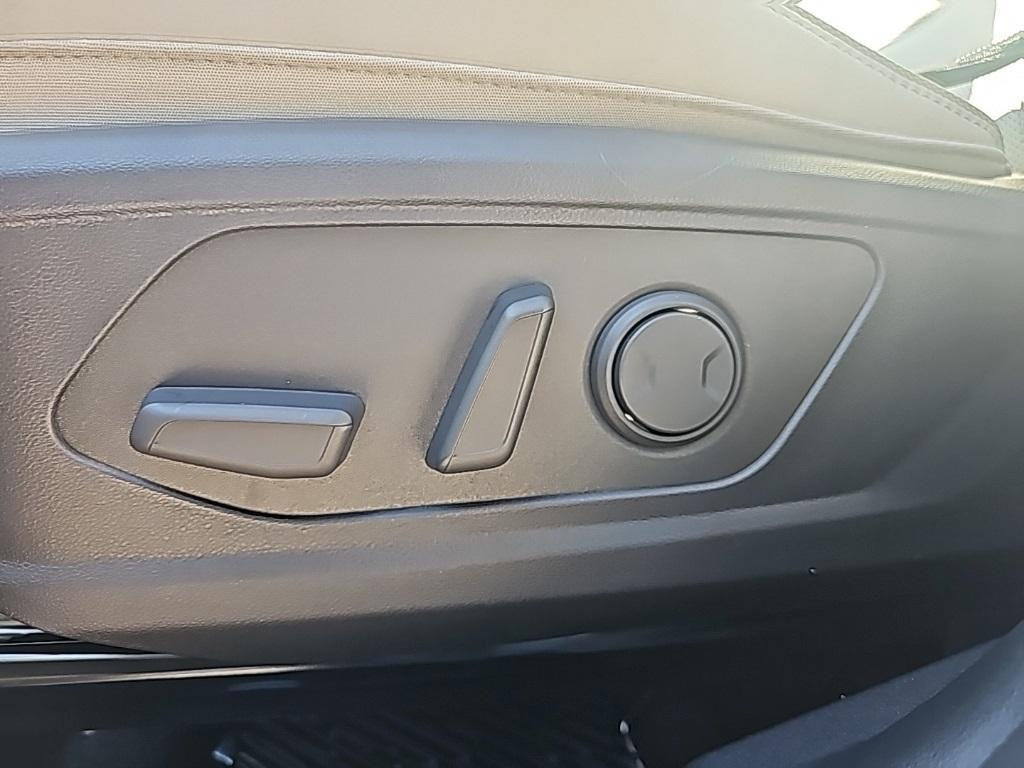 new 2026 Hyundai TUCSON Hybrid car, priced at $40,649