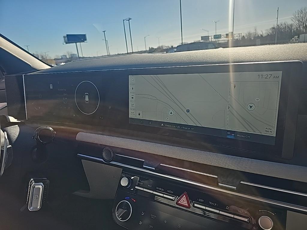 new 2026 Hyundai TUCSON Hybrid car, priced at $40,649