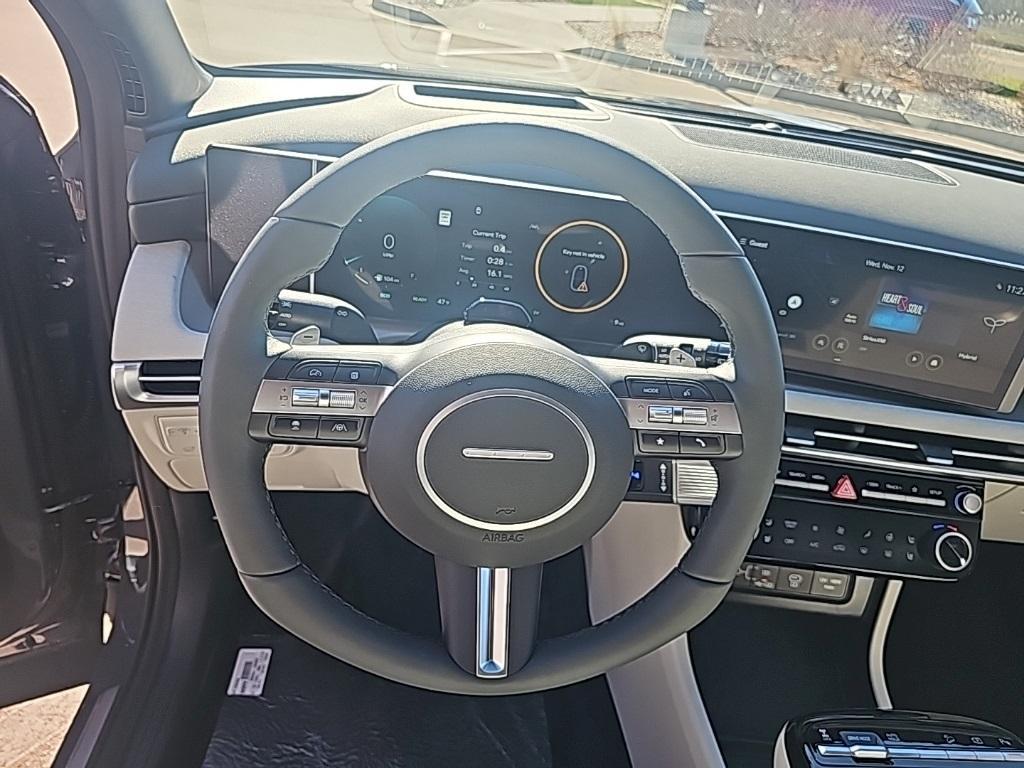 new 2026 Hyundai TUCSON Hybrid car, priced at $40,649