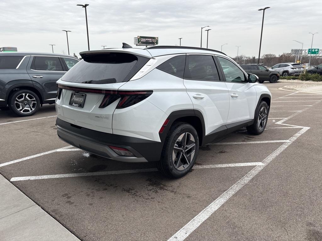 new 2025 Hyundai TUCSON Hybrid car, priced at $38,905