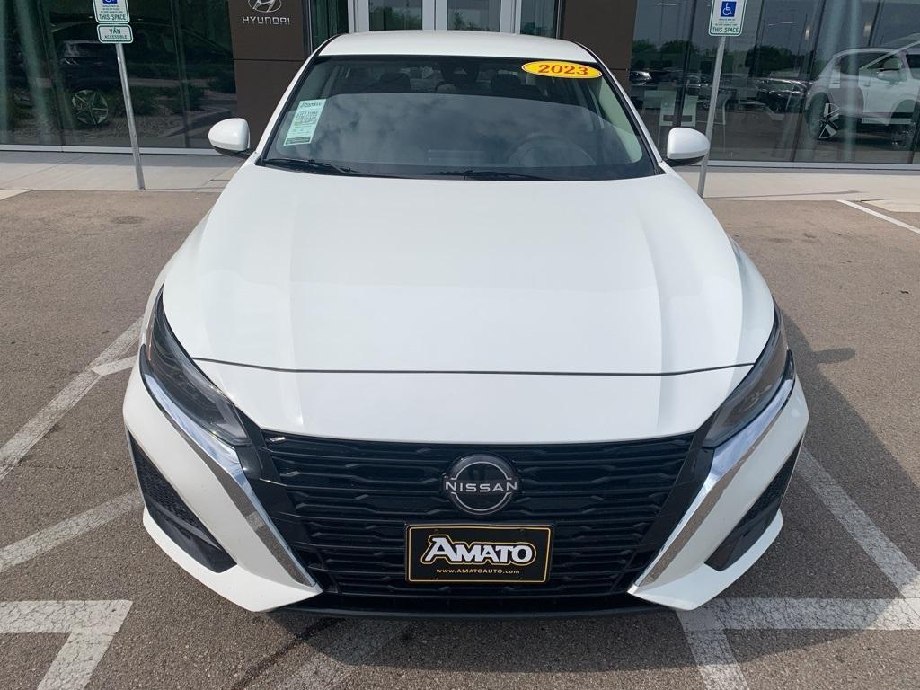 used 2023 Nissan Altima car, priced at $17,999