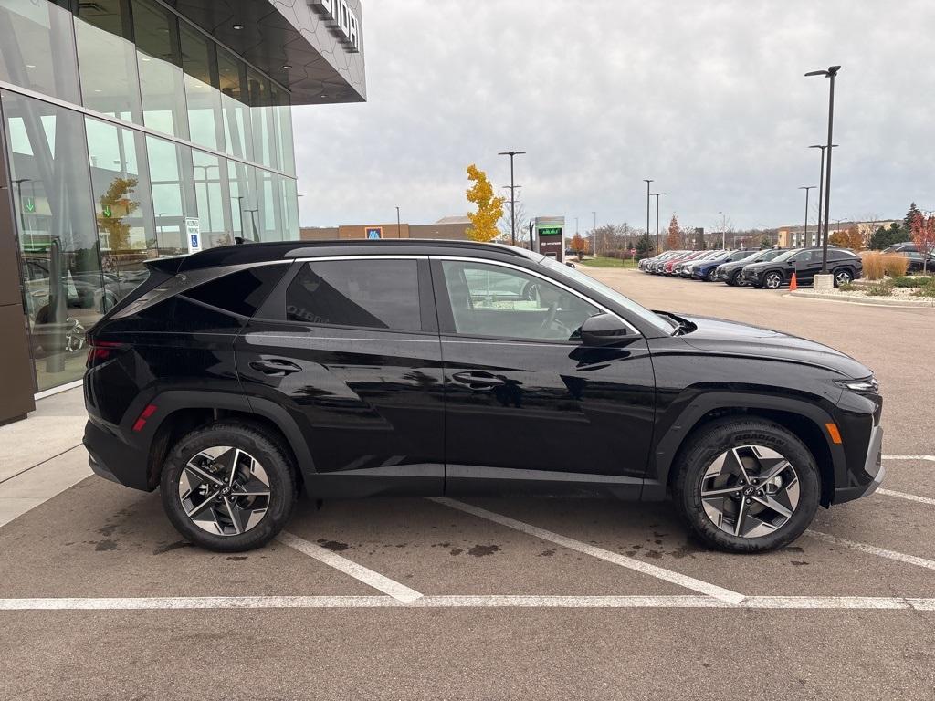 new 2025 Hyundai Tucson car, priced at $33,740