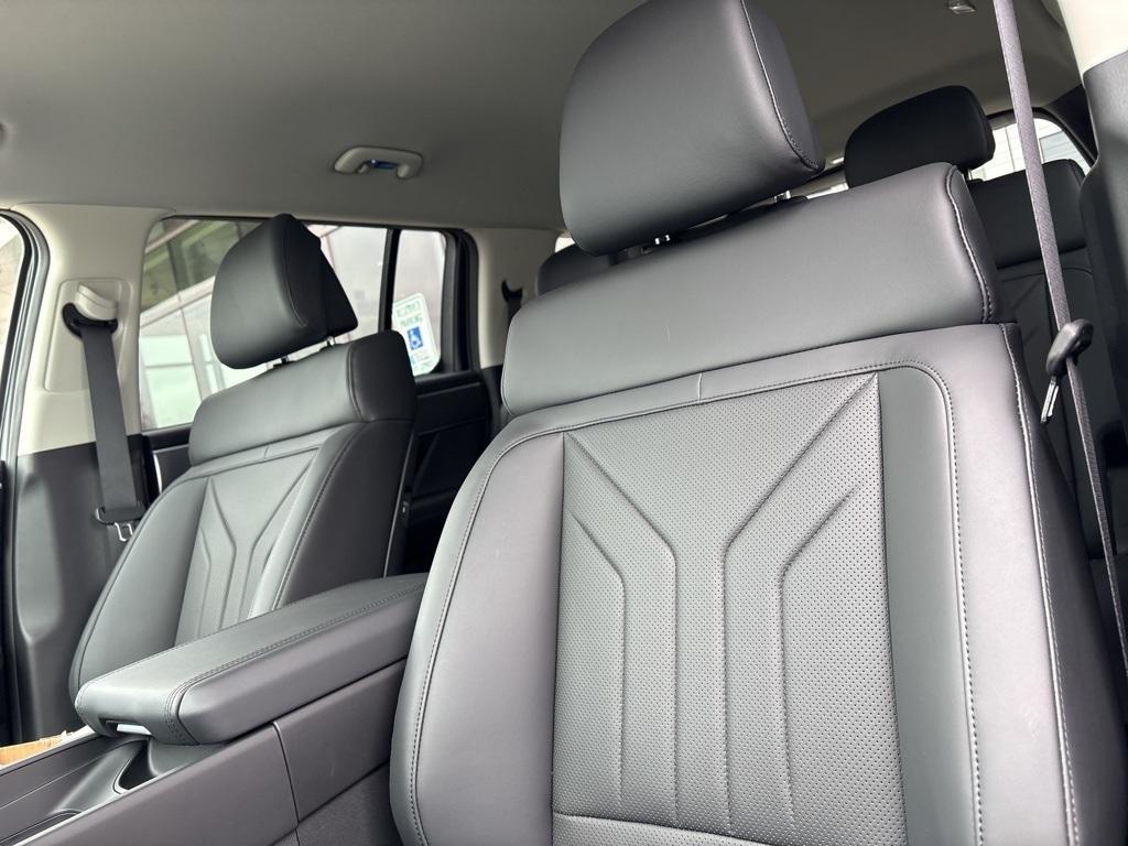 new 2025 Hyundai Santa Fe car, priced at $40,240