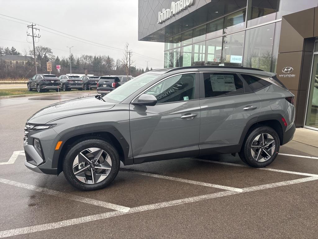 new 2025 Hyundai Tucson car, priced at $33,570