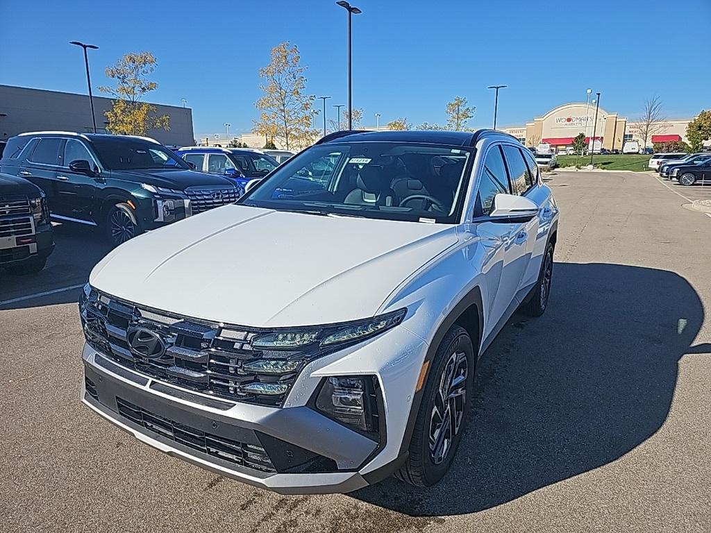 new 2026 Hyundai TUCSON Hybrid car, priced at $44,025