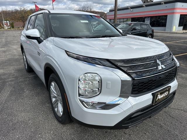 new 2024 Mitsubishi Outlander PHEV car, priced at $43,050