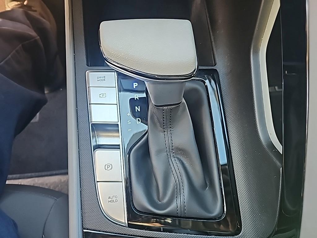 used 2023 Hyundai ELANTRA HEV car, priced at $20,888